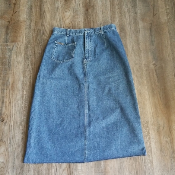 Calvin Klein Dresses & Skirts - Calvin Klein jean skirt size 14 midi length blue